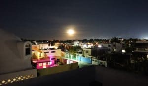 Read more about the article Cozumel at Night: Your Guide to Nightlife Fun After Dark