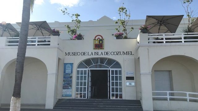 Front exterior view of Cozumel's museum in downtown San Miguel de Cozumel. 