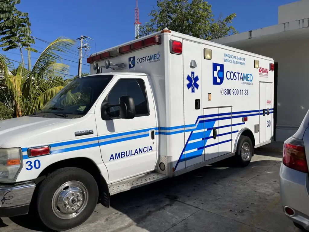 Ambulance from CostaMed CMC Hospital in Cozumel